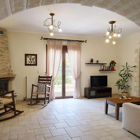 Ageri Traditional Villa Aryiroúpolis Dış mekan fotoğraf